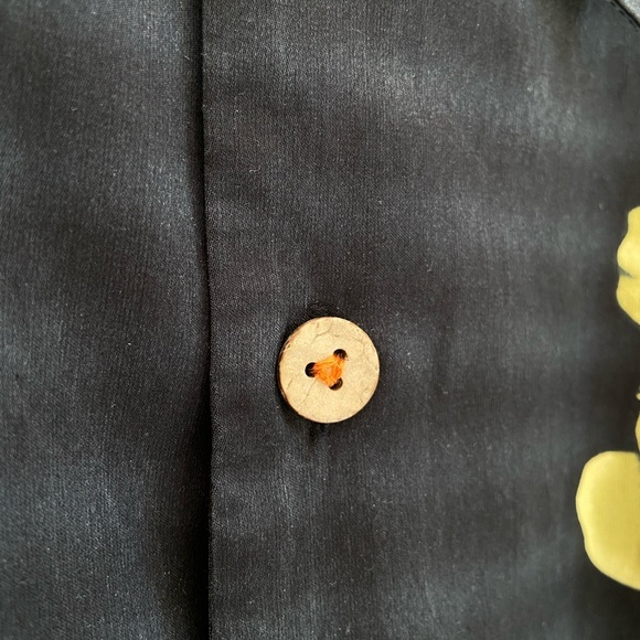 Vintage Tommy Bahama Hawaiian Shirt Excellent Condition Men’s XL - Picture 6 of 6